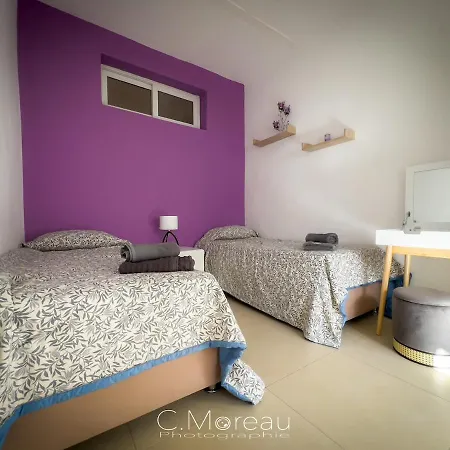 Charming 2 Bedroom 公寓