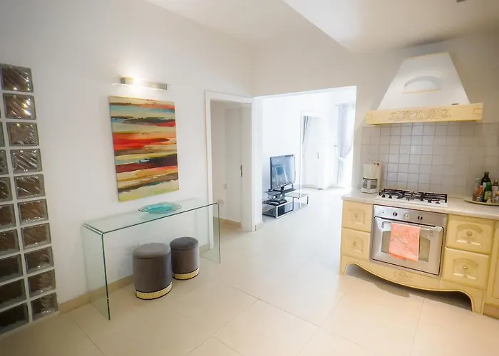 Appartement Charming 2 Bedroom *