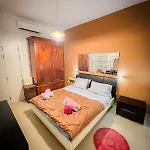 Charming 2 Bedroom Apartamento La Valeta